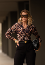 Carregar imagem no visualizador da galeria, CAMISETE FEMININO ESTAMPA ONÇA