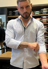 Carregar imagem no visualizador da galeria, CAMISA SLIM FIT LIST M/L