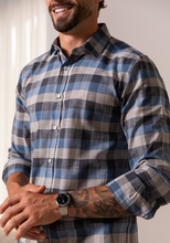 Carregar imagem no visualizador da galeria, CAMISA SLIM XADREZ FIO 60 M/L AZUL