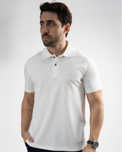 Carregar imagem no visualizador da galeria, POLO COLMEIA OFF-WHITE