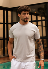 Carregar imagem no visualizador da galeria, T-SHIRT FAVO CINZA
