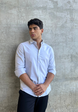 Carregar imagem no visualizador da galeria, CAMISA SLIM OXFORD M/L
