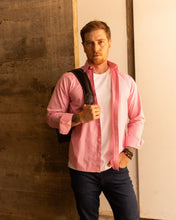 Carregar imagem no visualizador da galeria, CAMISA SLIM XADREZ FIO 80 LIARA M/L ROSA
