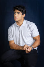 Carregar imagem no visualizador da galeria, POLO FAVO CINZA
