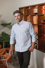 Carregar imagem no visualizador da galeria, CAMISA SLIM BIARRITIZ LIST. FIO 60 M/L
